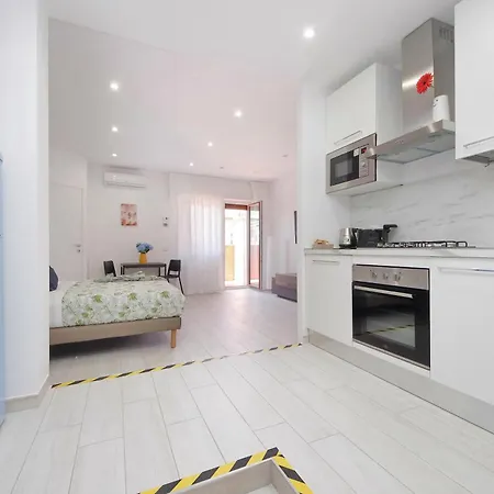 Attico Con Balcone - Mare E Comfort Apartman