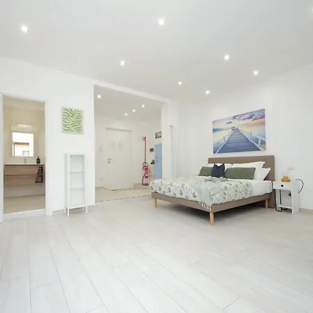 Apartman Attico Con Balcone - Mare E Comfort Lido di Ostia