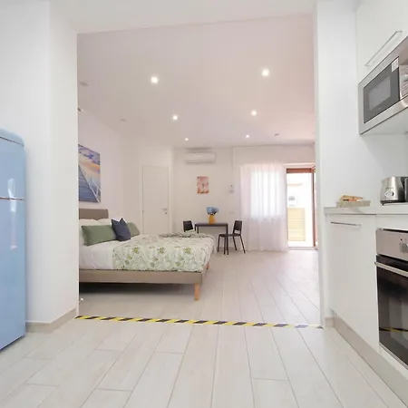 Attico Con Balcone - Mare E Comfort Apartman