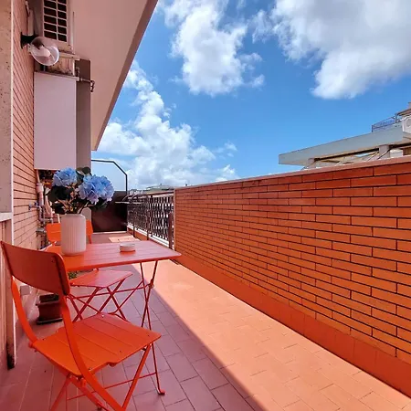 Apartman Attico Con Balcone - Mare E Comfort