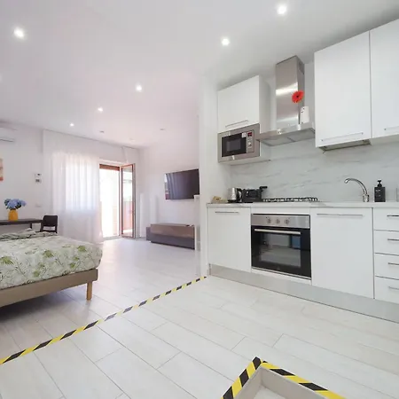 Attico Con Balcone - Mare E Comfort